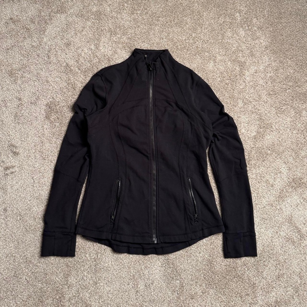 BLACK LULULEMON ATHLETIC TRACK JACKET